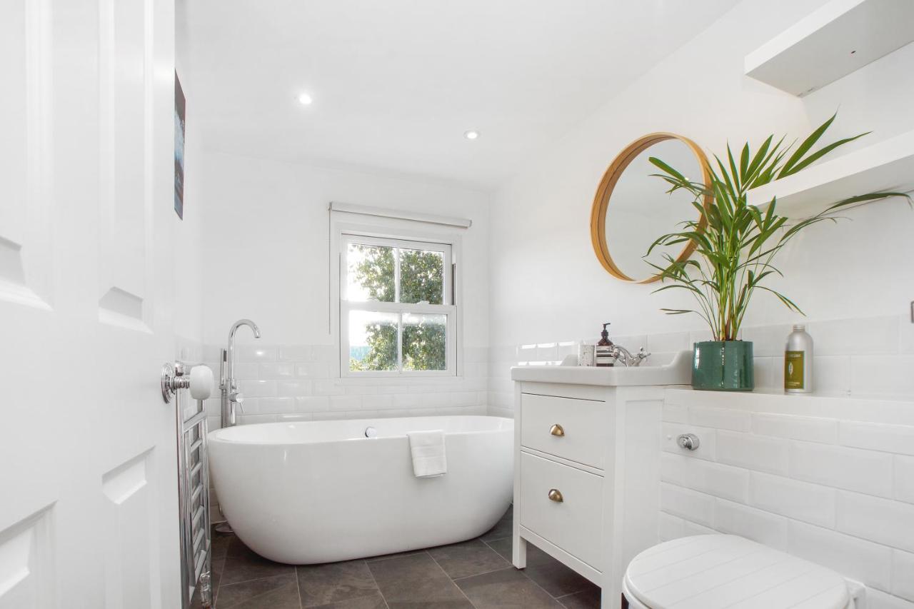 Apartamento Bright, Stylish & Cosy 3-Bed Flat Near Mile End Londres Exterior foto